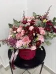 flowerbox z róż, eustom i goździków Deluxe