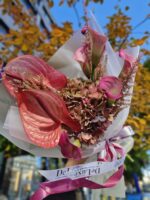 nowoczesny bukiet z hortensji kalii i anturium Poznań