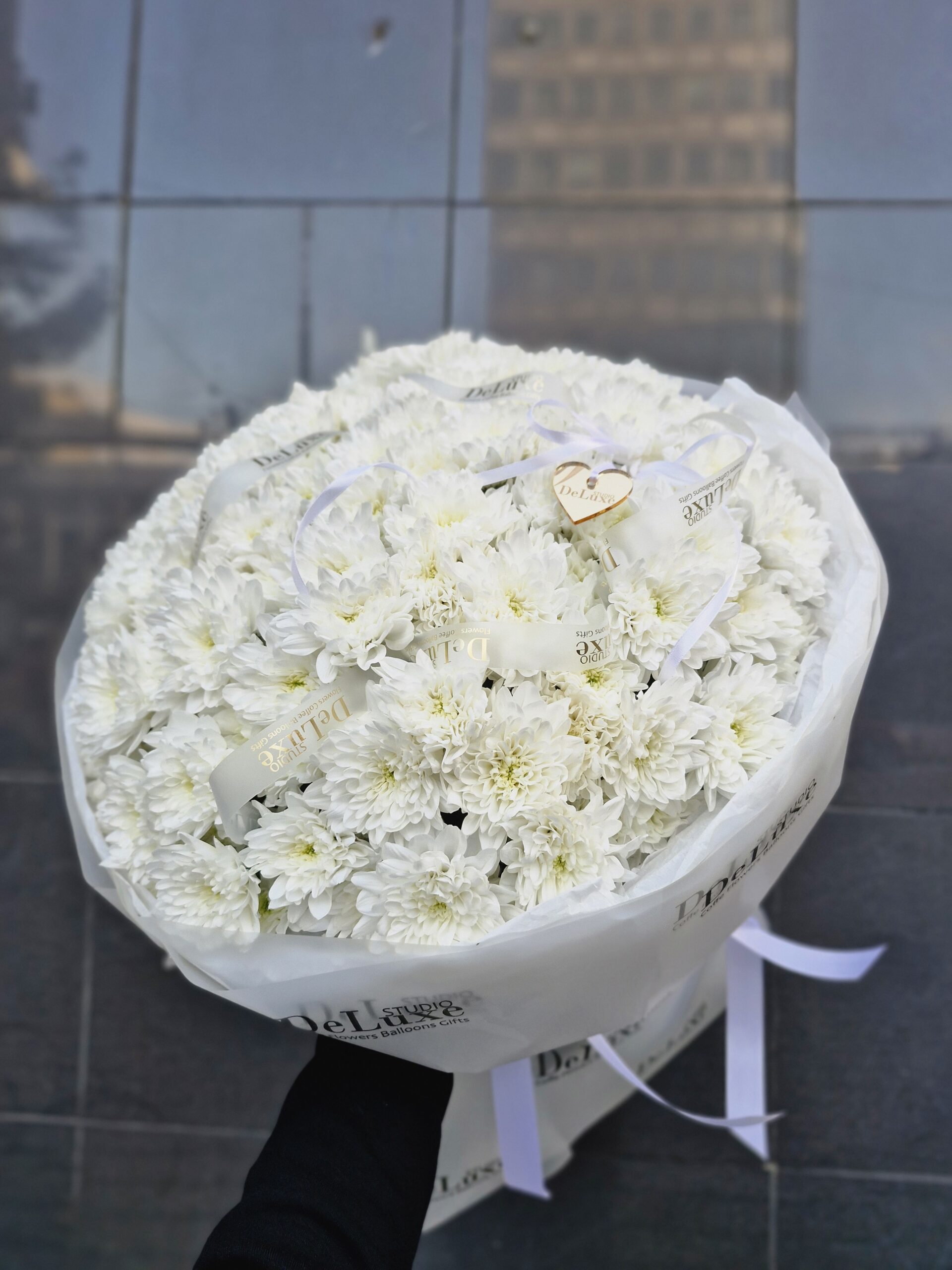 IMG_8638 bukiet z białej chryzantemy Studio Deluxe