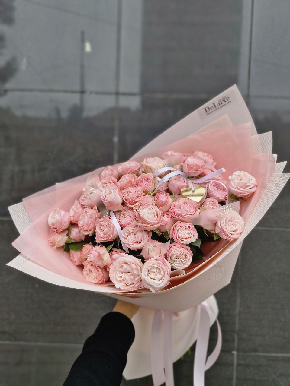 IMG_9114 Bukiet z różowych róż gałązkowych | Studio Deluxe Poznań