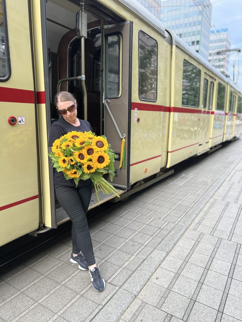 bukiet słoneczników 17 świeżych kwiatów Studio Deluxe