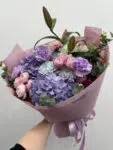 Bukiet z hortensją, piwonią i lilią w pastelowych odcieniach Studio Deluxe Poznań