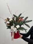 Świąteczny flowerbox z bawełną, jodłą i reniferem Poznań