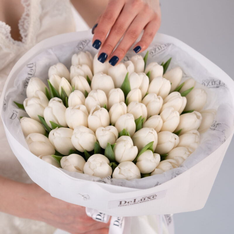 Białe tulipany – bukiet Studio Deluxe Poznań